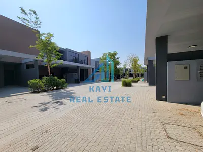 تاون هاوس للإيجار مكون من 4 غرف نوم في سنديان، مسار، الشارقة