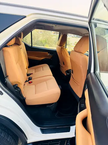 2020 Toyota FORTUNER 照片 13