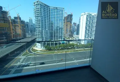 Burj Khalifa View | Spacious | Prime Location