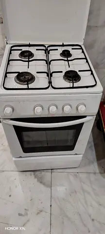 Electric cooking range with oven for sale