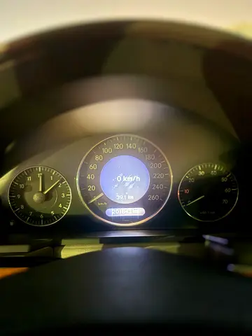 صورة مصغرة 6 لـ 2006 Mercedes-BENZ E-CLASS