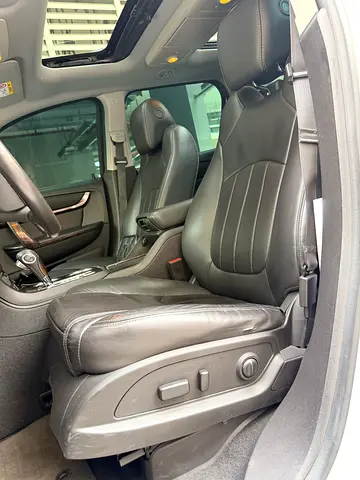 2016 GMC ACADIA — фото 13