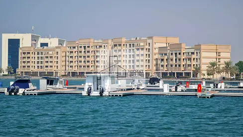 Charming 420 Sq. Ft. l Studio l Mina Al Arab