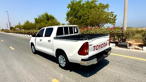 صورة 17 لـ 2023 Toyota HILUX