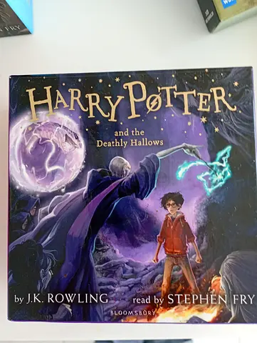 Harry Potter and the Deathly Hallows - Stephen Fry Audiobook (Box Set)