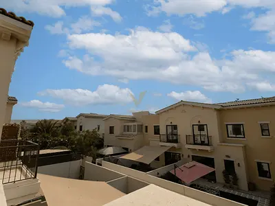 TYPE 2E | SPACIOUS 4BR VILLA | UNFURNISHED