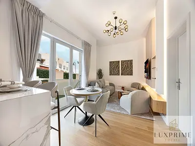 Spacious 1BR | Private Garden | Ground Floor | Motivated seller