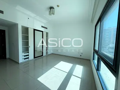 Spacious 1BR | Al Raffa | Great Value