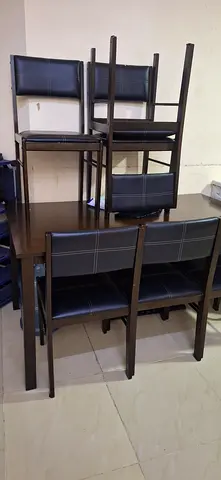 Wooden dining table set with 4 chairs - good condition