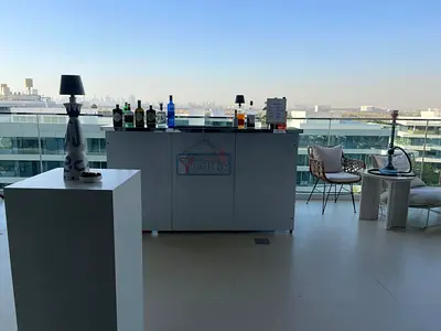Portable outdoor & indoor mobile bar