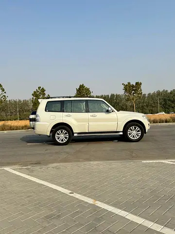 Mitsubishi Pajero GLS, миниатюра 4