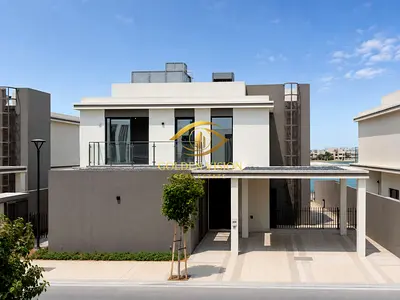 4BR + Maid + Driver Room Villa | Direct Beach- Front | Falcon Island