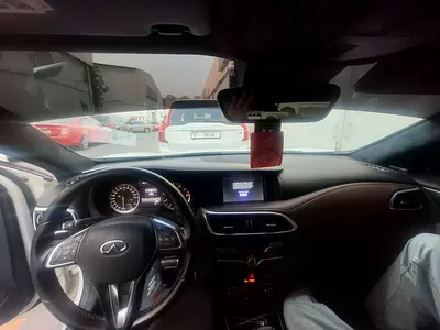 2018 Infiniti Q30 照片 4