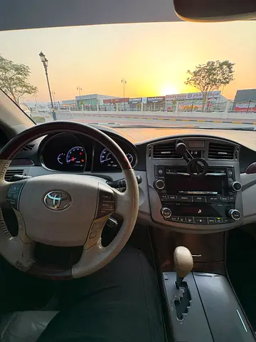 صورة 4 لـ 2011 Toyota AVALON