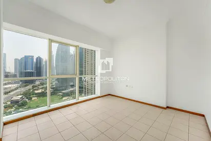 Vastu | Motivated Seller | Park View | Spacious