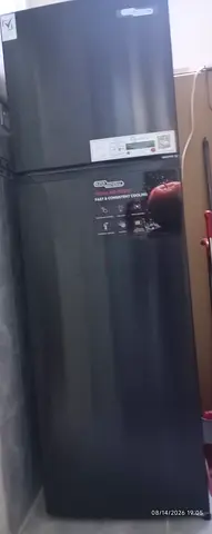 Black double-door refrigerator - super general (195 - 52 ltr) -excelent working condition