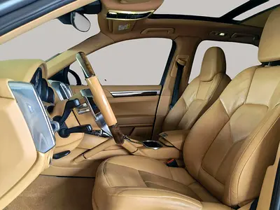 صورة مصغرة 11 لـ 2016 Porsche CAYENNE