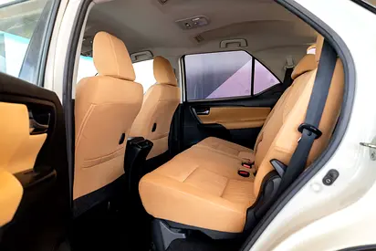 2022 Toyota FORTUNER 照片 15
