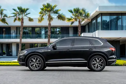 2020 Volkswagen TOUAREG 照片 2