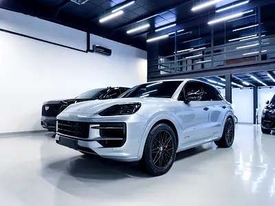 2025 Porsche CAYENNE — фото 3