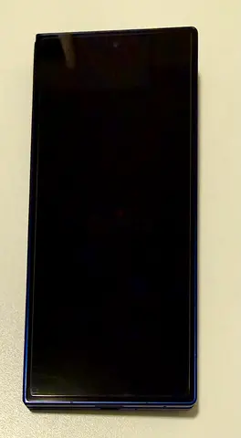 MINT CONDITION SAMSUNG FOLD 7 - 512GB