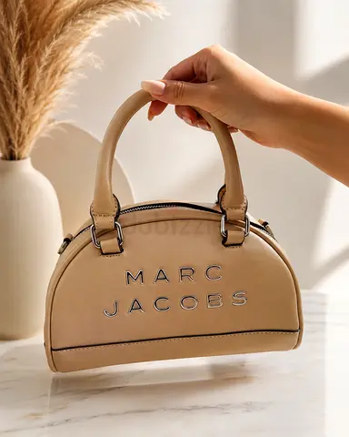MARC JACOBS