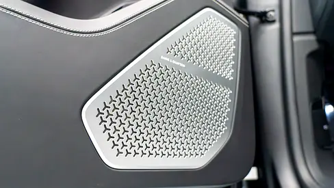 2020 Lamborghini URUS — миниатюра 16