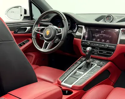 2020 Porsche MACAN thumbnail 11