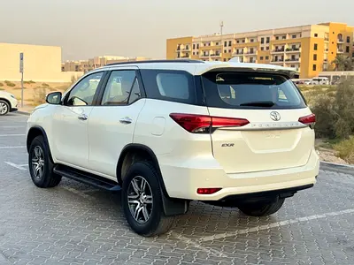 2020 Toyota FORTUNER 照片 7