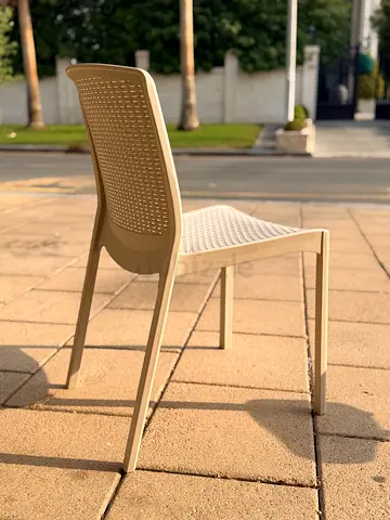 2 Nos Cosmo Plast Armless Chair