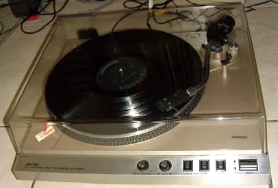 Aurex SR-35 MK2 Turntable