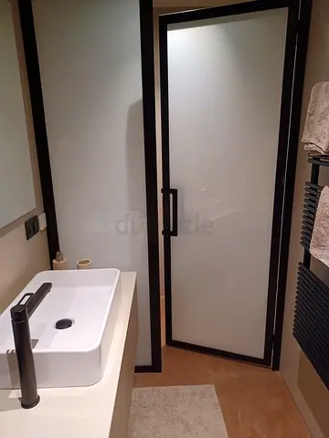 High-End Frameless Shower Glass Fitting Dubai