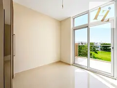 Single row | Mid Unit | Ready to move