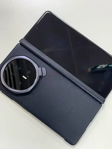 Honor magic v5 512gb under warranty