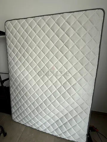 Mattress 160x200. Used only once, perfect condition.