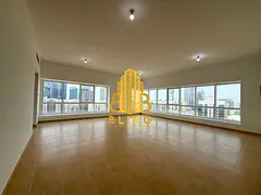 Spacious Newly Renovated 3BHK Penthouse With 2 Basement Parking, Maid Room & All Amenities