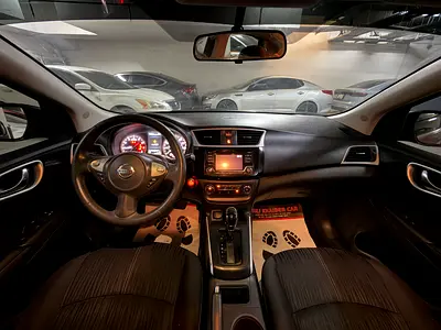 2017 Nissan SENTRA photo 6