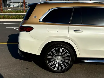 صورة 7 لـ 2023 Mercedes-Maybach GLS-CLASS