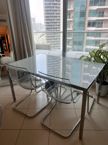 Glass Dining Table with 4 Transparent Chairs - Modern Set
