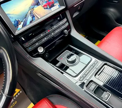 2017 Jaguar F-PACE 缩略图 16