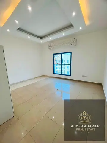 SPACIOUS 3-BEDROOM APARTMENT FOR ANNUAL RENT IN AL RASHIDIYA – AJMAN A spacious and well-designed t