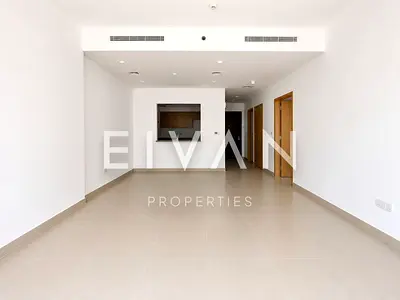 Modern 1BR | Walk to Dubai Mall | Private Balcony