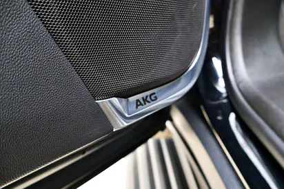 2026 Cadillac ESCALADE — миниатюра 17