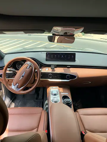 صورة مصغرة 9 لـ 2025 Genesis GV70