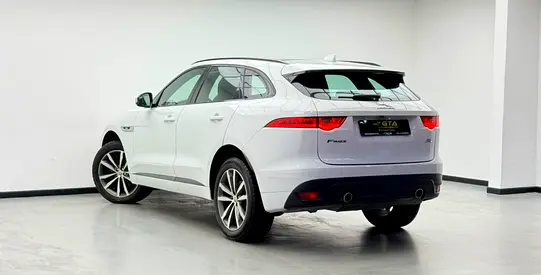 2017 Jaguar F-PACE — фото 6