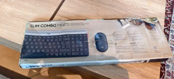 Logitech Slim Combo MK470 Wireless Keyboard & Mouse