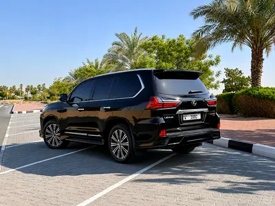 2018 Lexus LX-SERIES photo 2