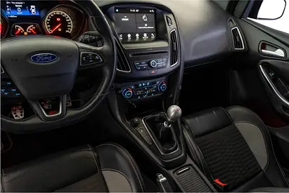 2017 FORD FOCUS 缩略图 9