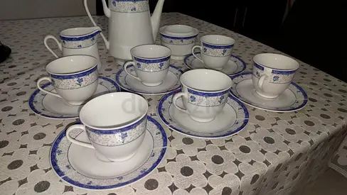 Porcelain Dinner set with tea set with blue floral pattern - 35 pieces set