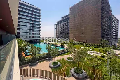 2 + Maid | Premium Amenities | Golf Access